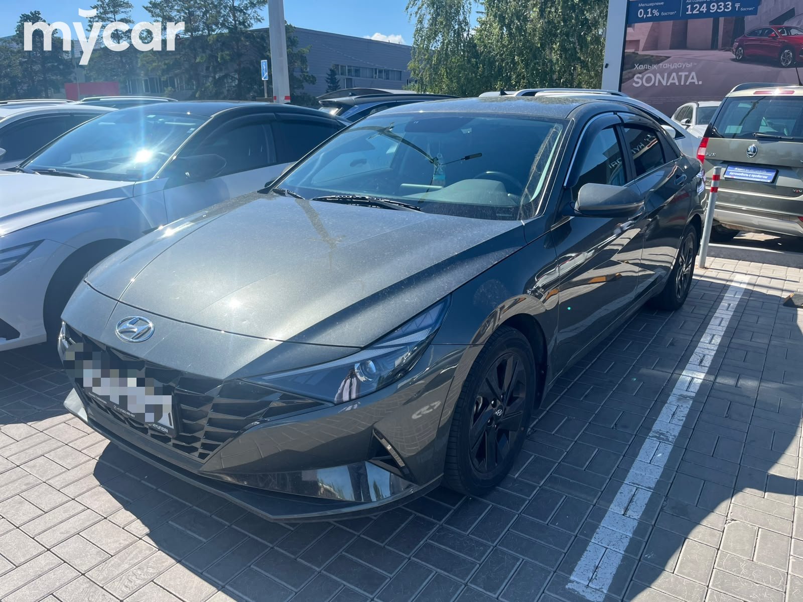 Hyundai Elantra 2022