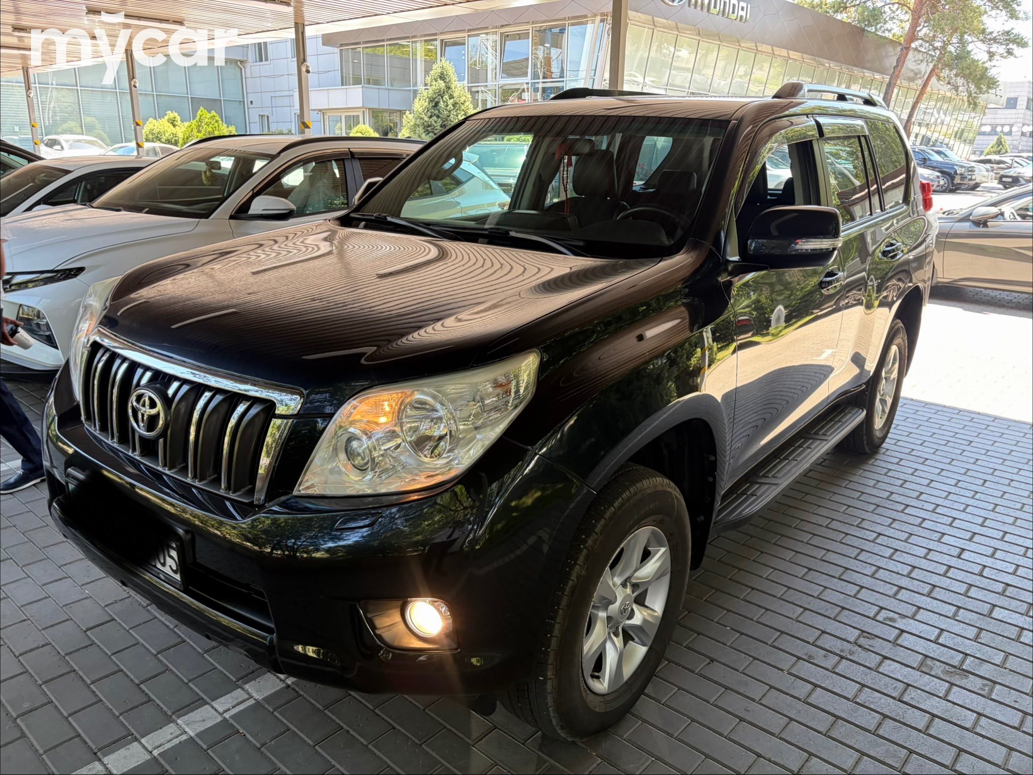 Toyota Land Cruiser Prado 2011