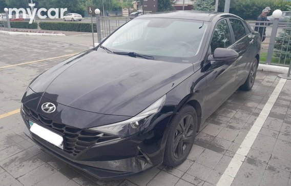 Hyundai Elantra 2022