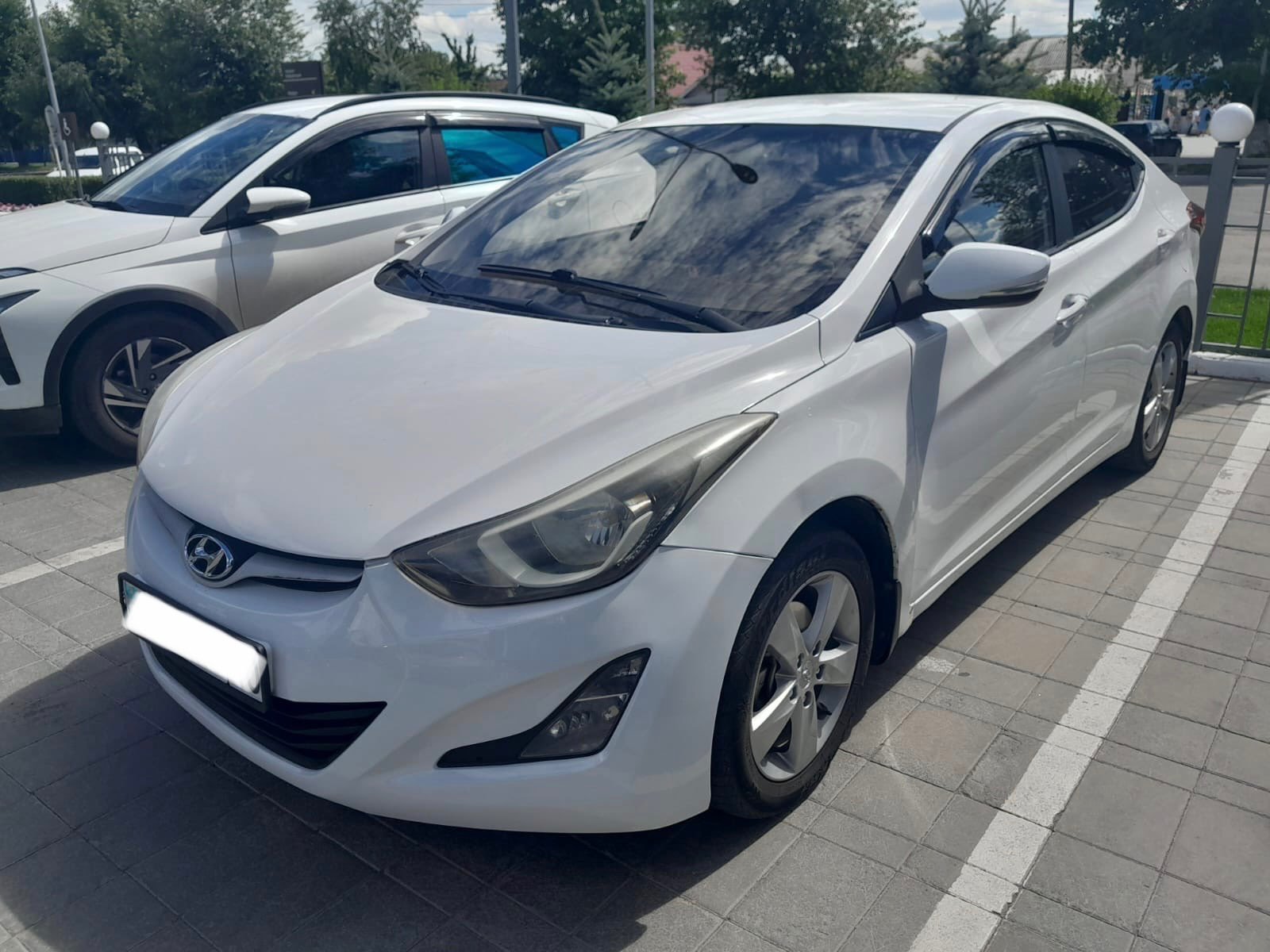 Hyundai Elantra 2015