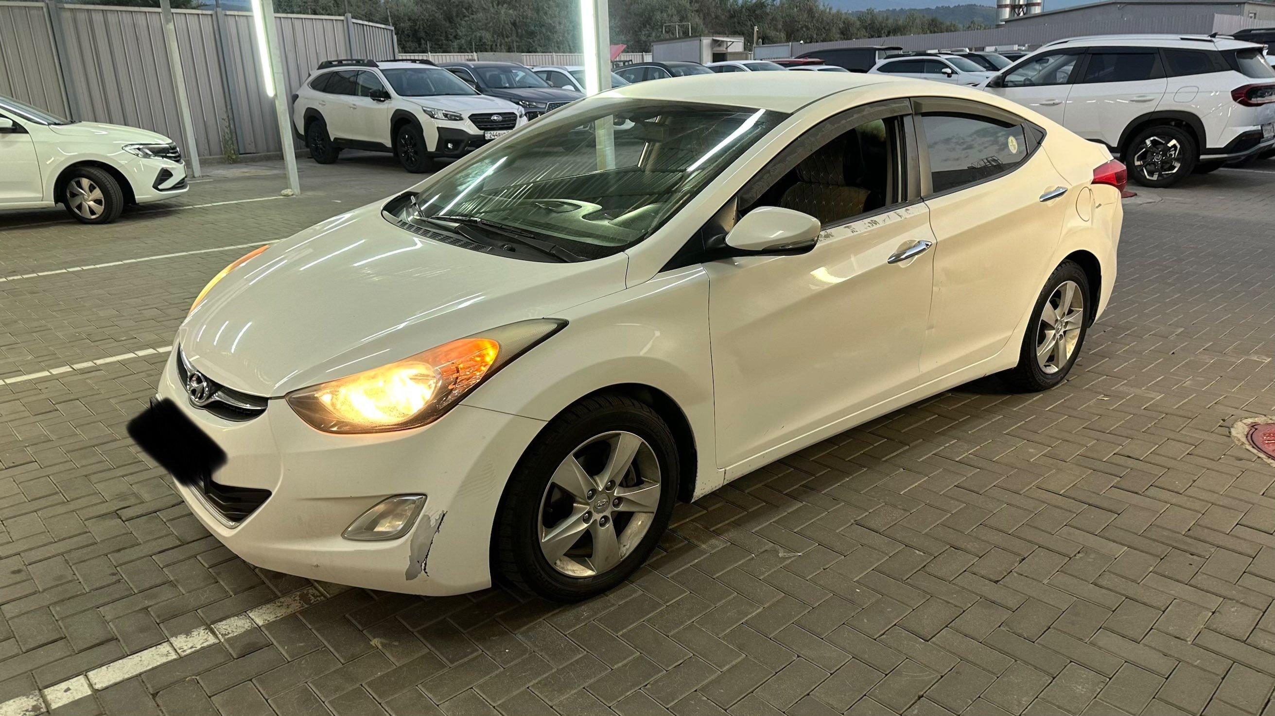 Hyundai Avante 2011