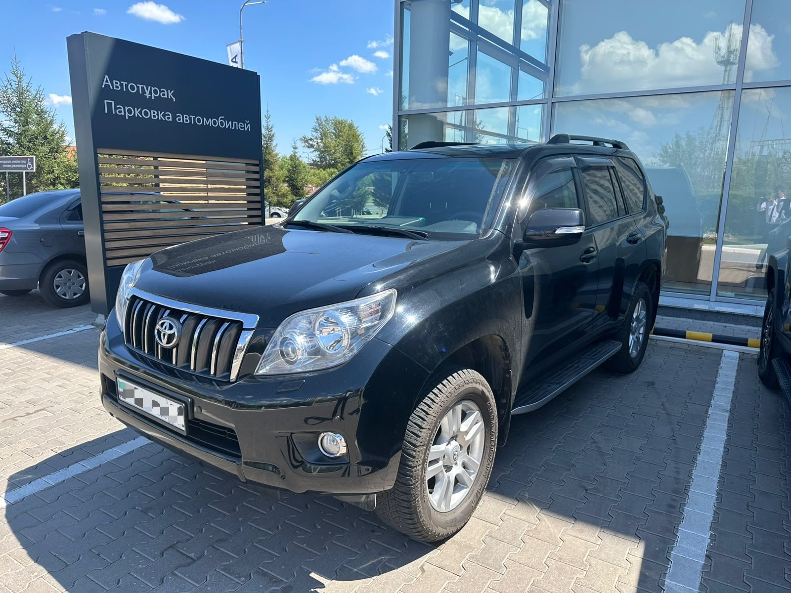 Toyota Land Cruiser Prado 2012