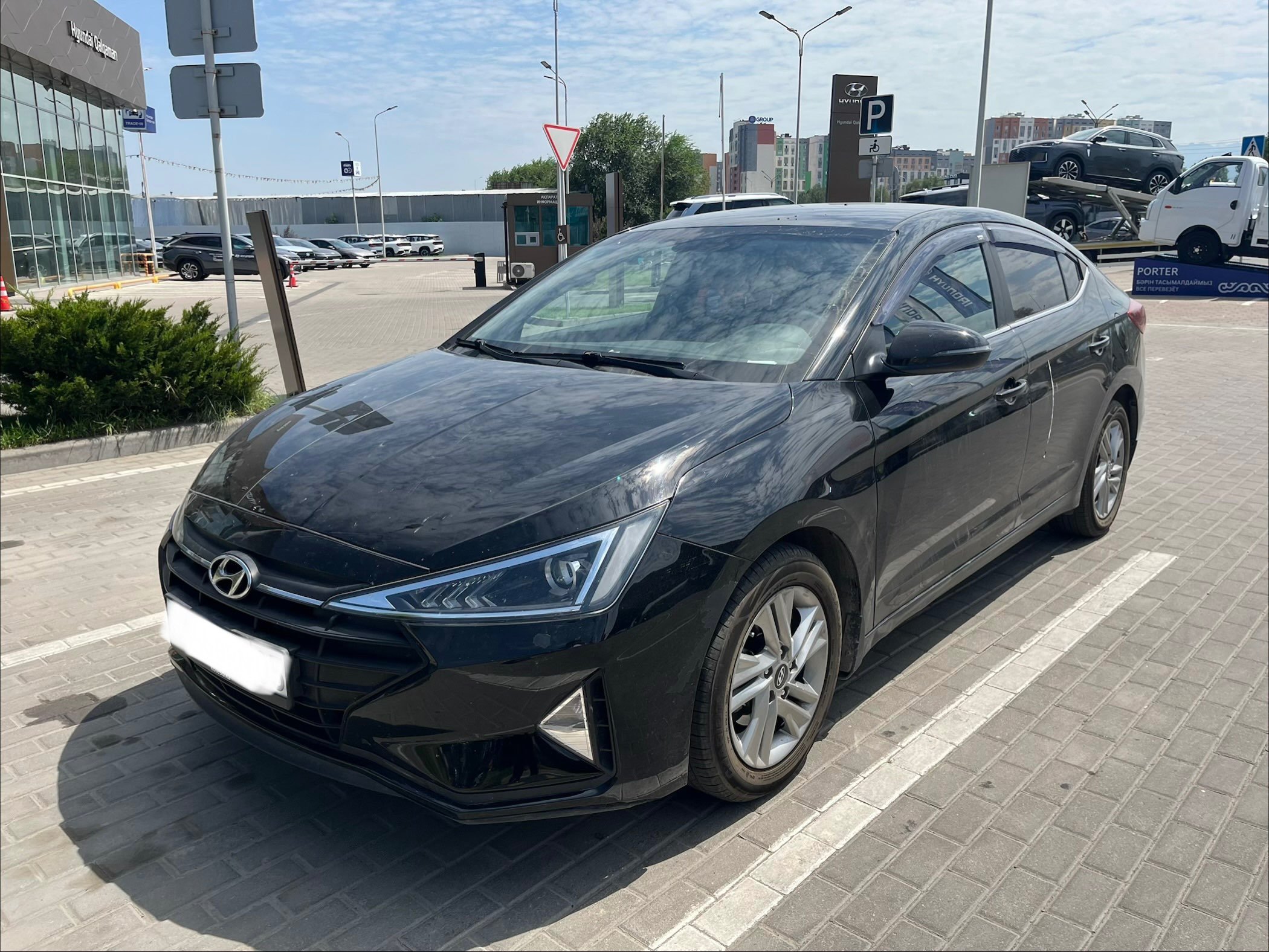 Hyundai Elantra 2019