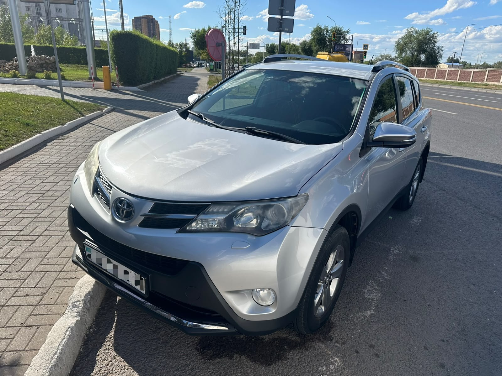 Toyota RAV4 2015