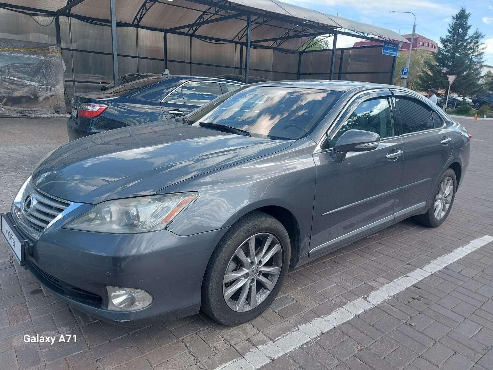 Lexus ES 2011