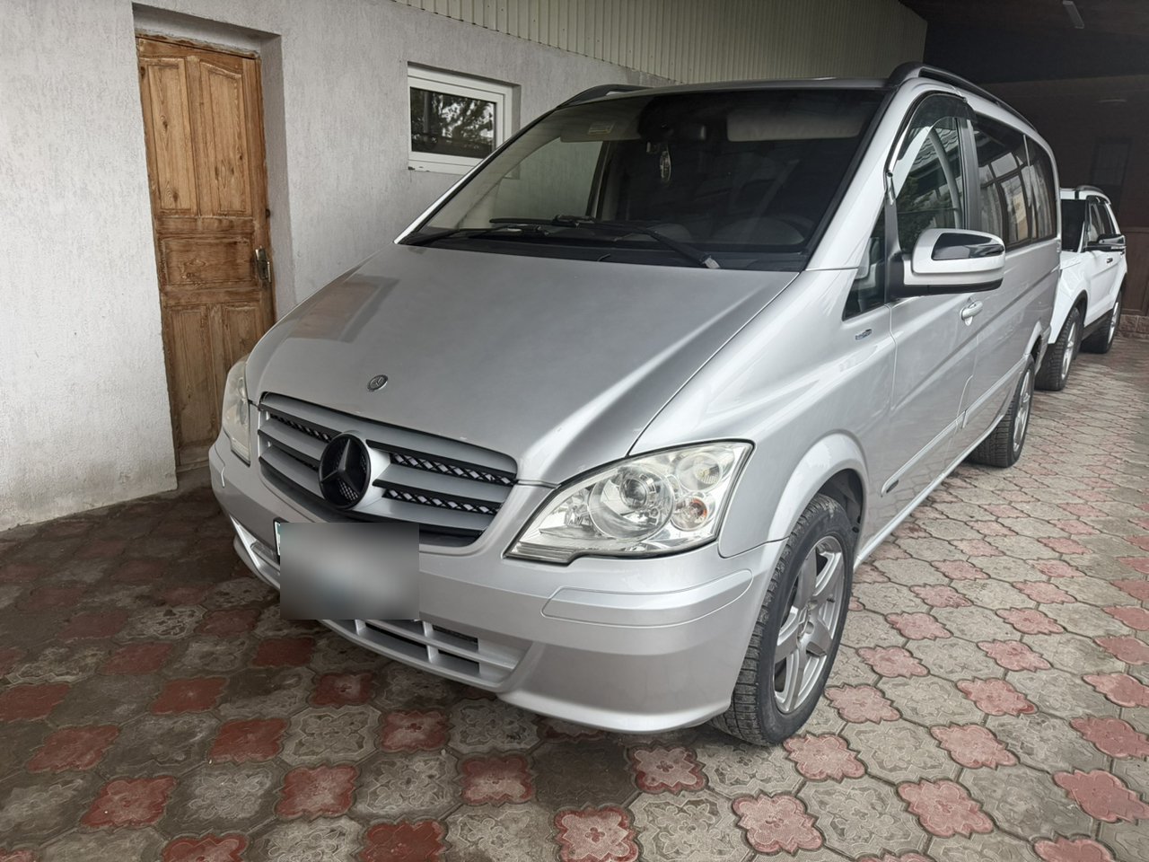 Mercedes-Benz Viano, 2010