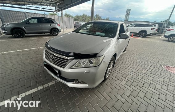 Toyota Camry 2013