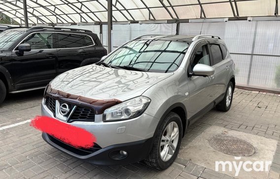 Nissan Qashqai+2 2012