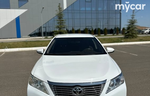 Toyota Camry 2013
