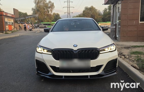 BMW 5 серия 2021