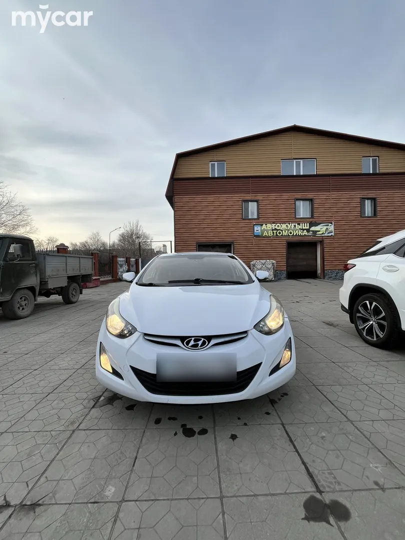 Hyundai Elantra, 2015