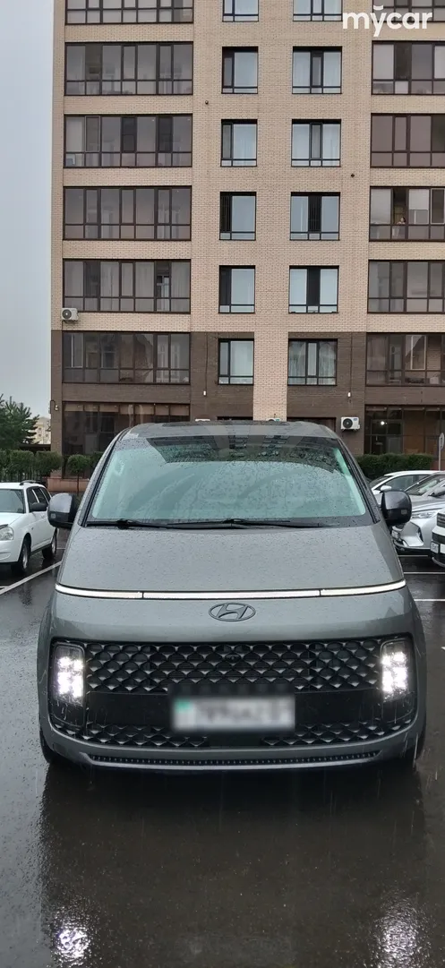 Hyundai Staria, 2023