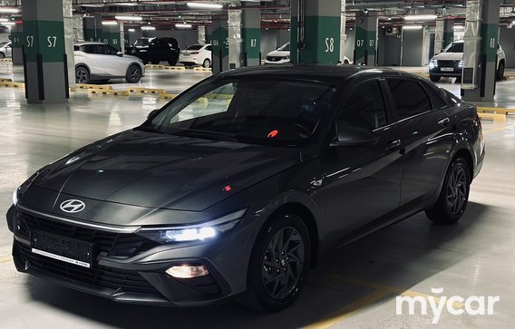 Hyundai Elantra 2024