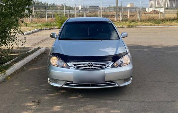 Toyota Camry 2004