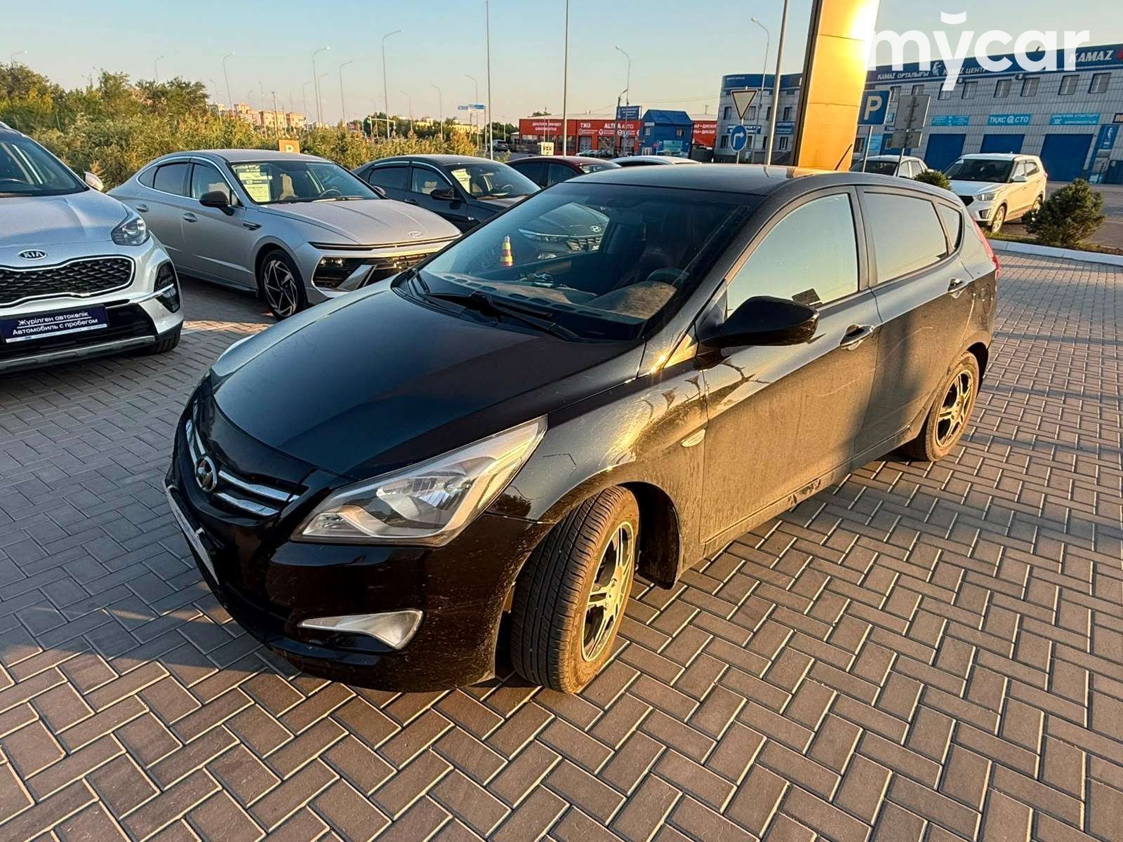 Hyundai Solaris 2015