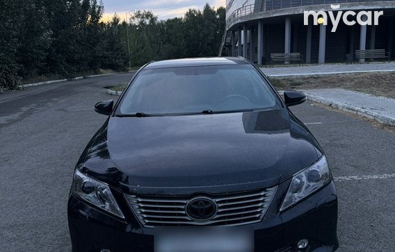 Toyota Camry 2014