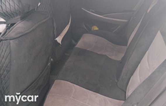 Hyundai Accent 2015