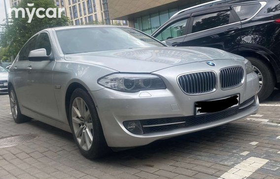 BMW 5 серия 2011