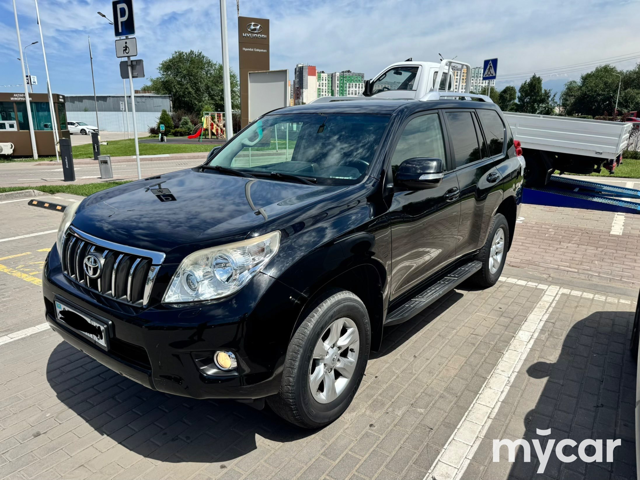 Toyota Land Cruiser Prado 2013