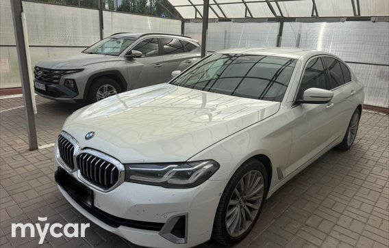 BMW 5 серия 2021