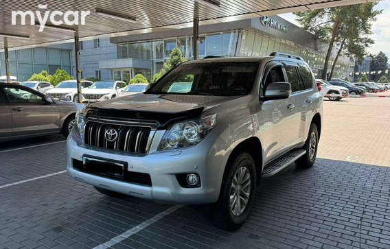 Toyota Land Cruiser Prado 2011