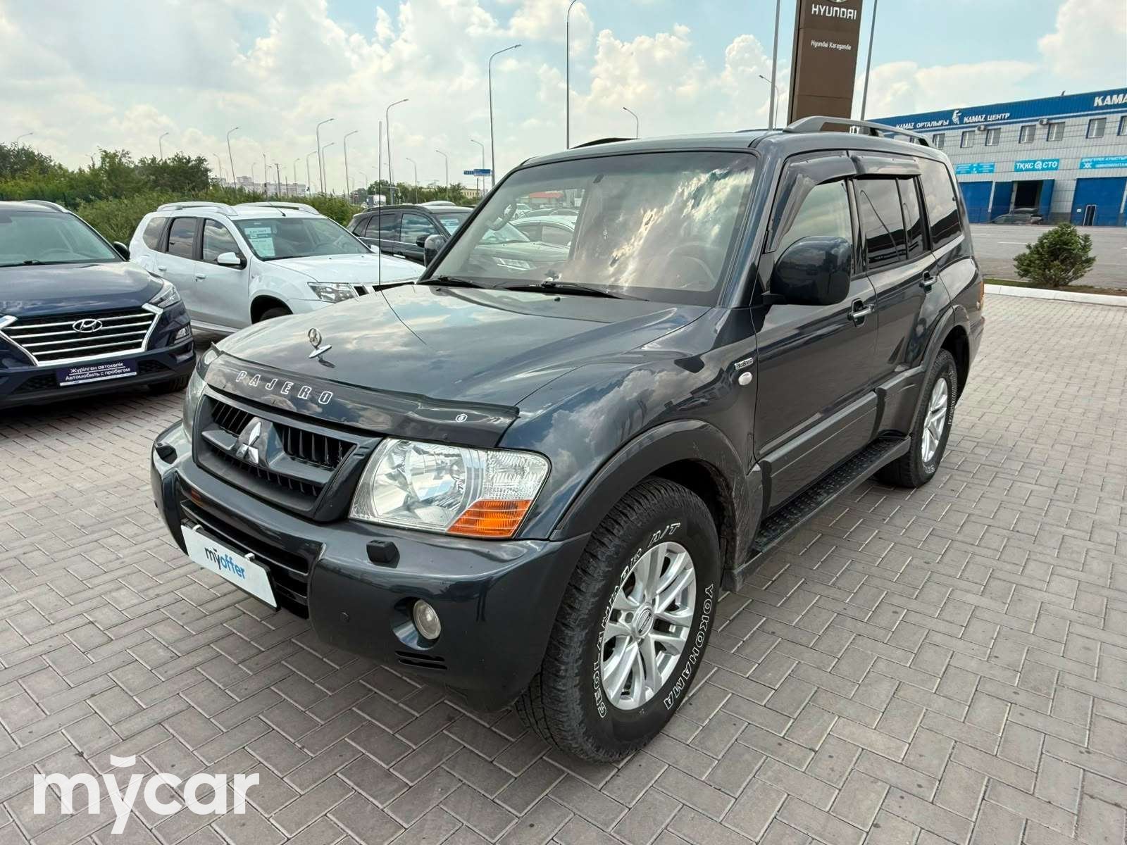 Mitsubishi Pajero 2005