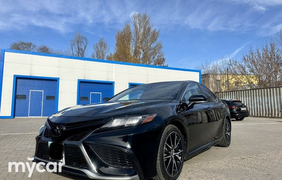 Toyota Camry 2022