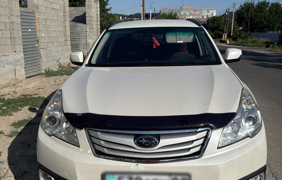 Subaru Outback 2011