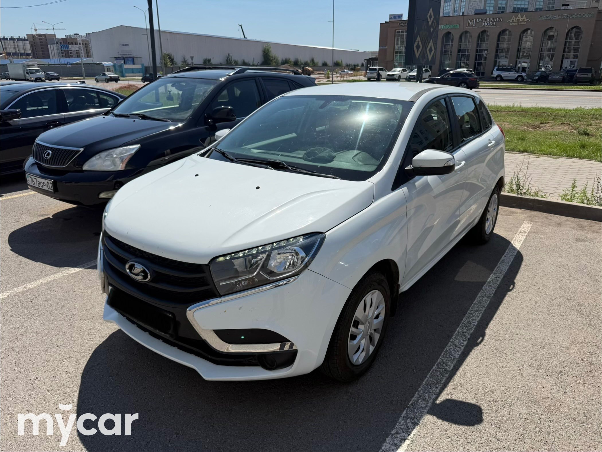 LADA XRAY 2019