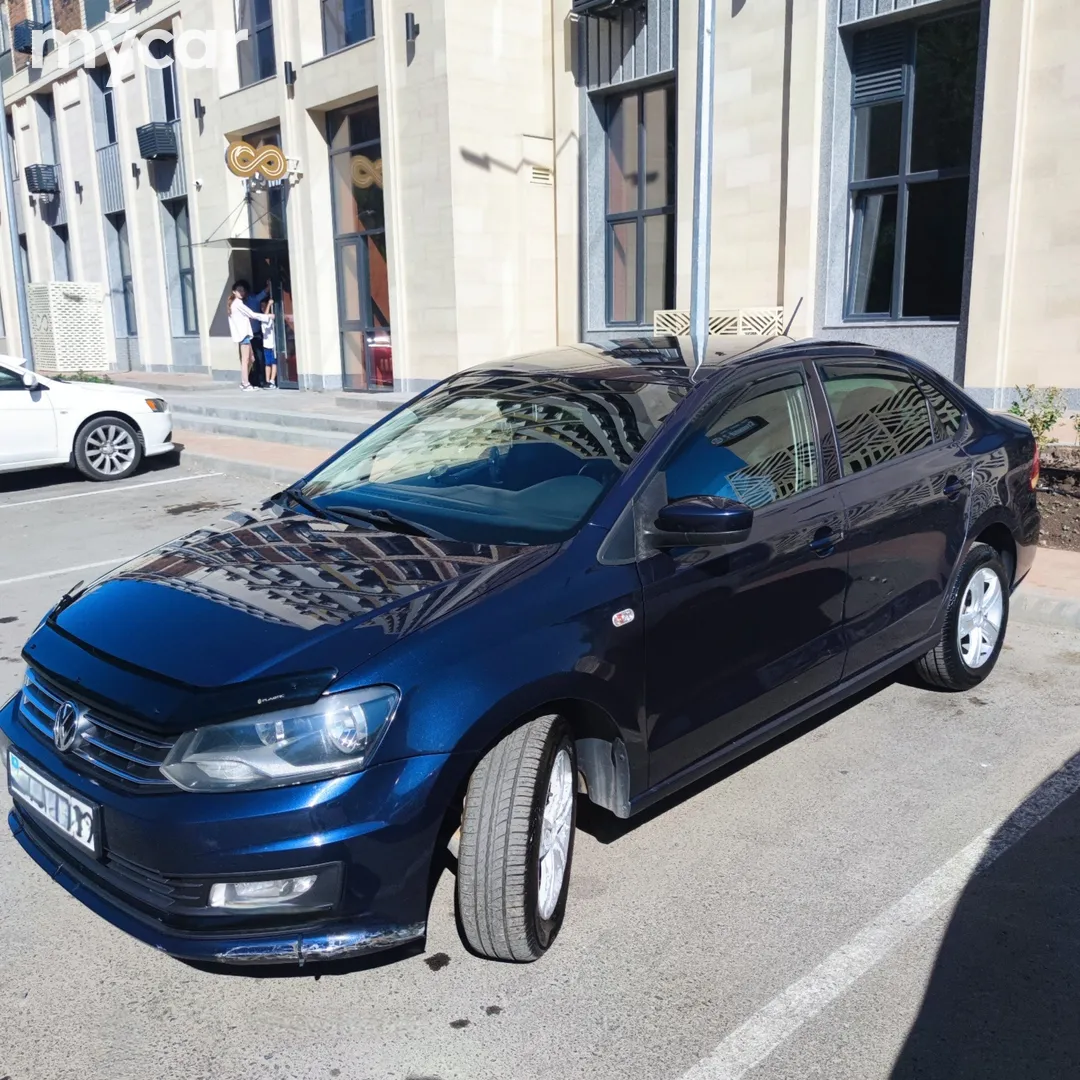 Volkswagen Polo, 2015