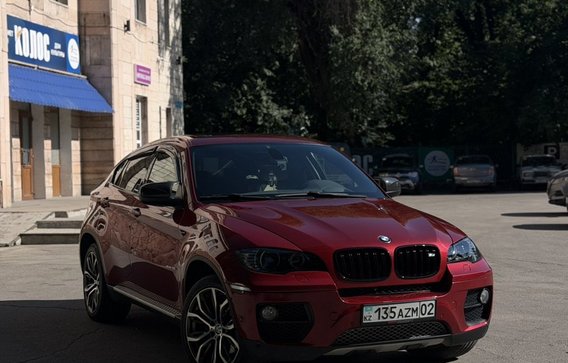 BMW X6 2013