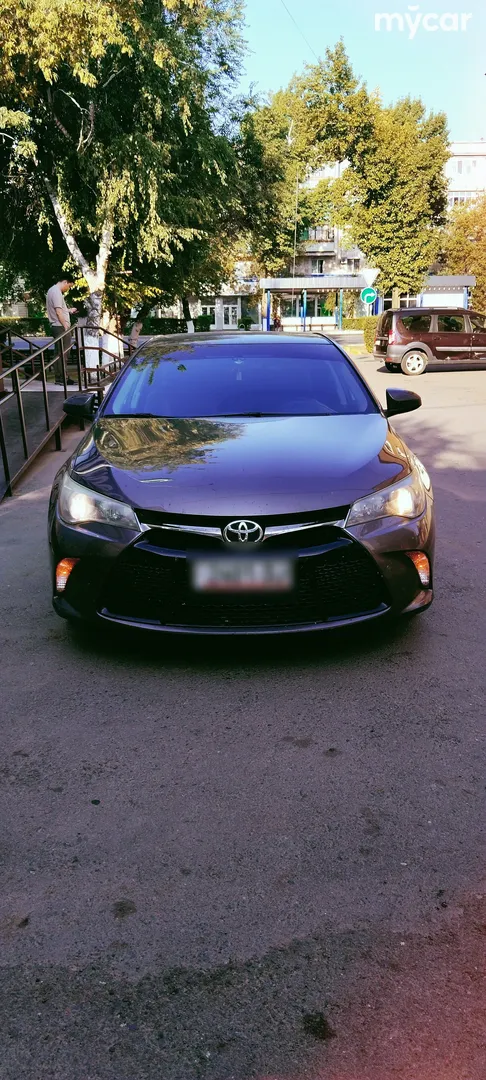 Toyota Camry, 2016