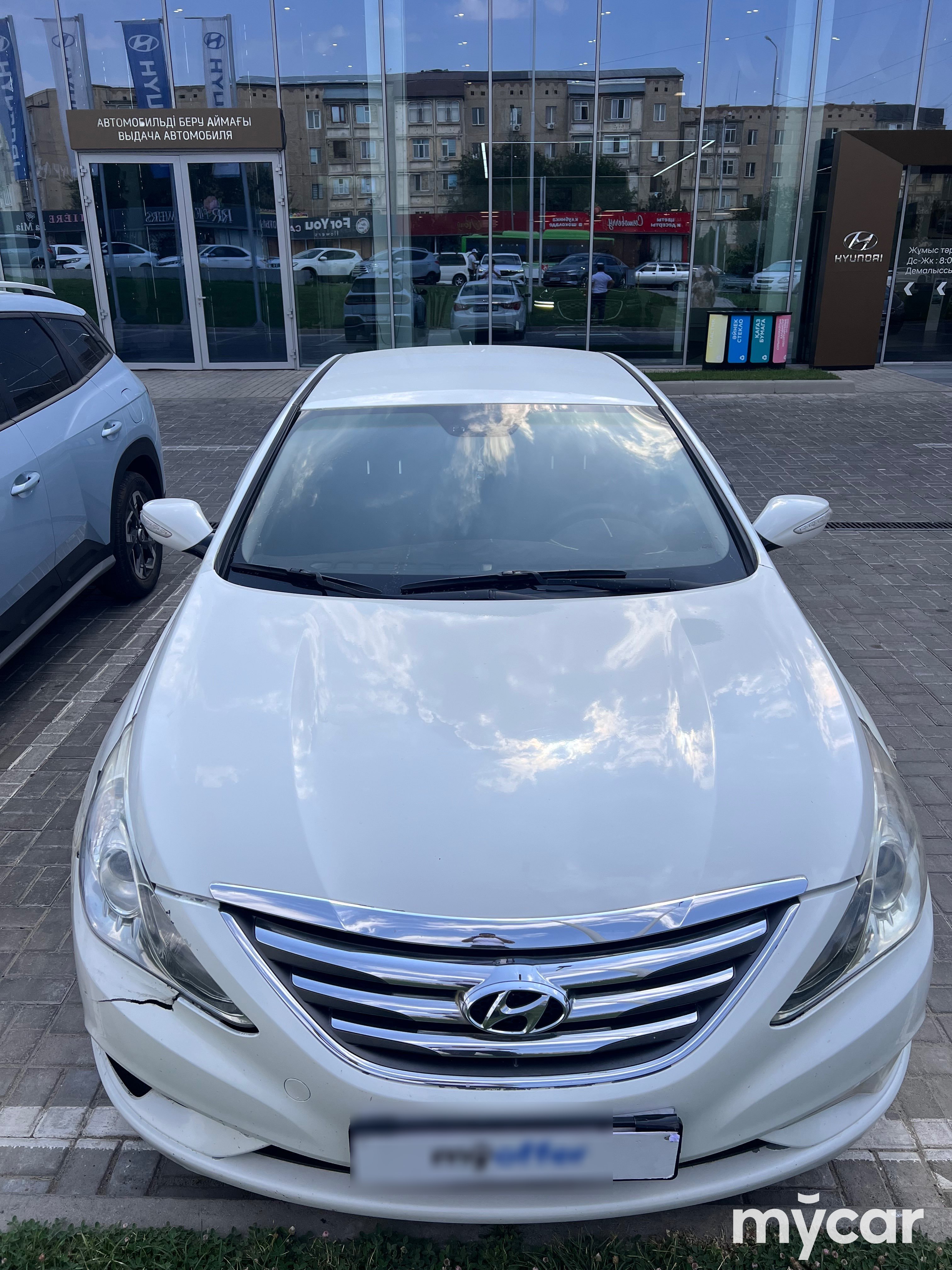 Hyundai Sonata 2012