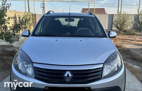 Renault Sandero 2014