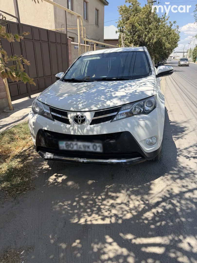 Toyota RAV4, 2013