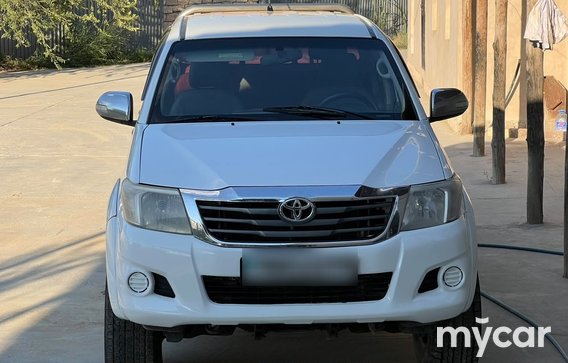 Toyota Hilux 2013