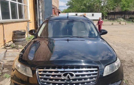 Infiniti FX 2005