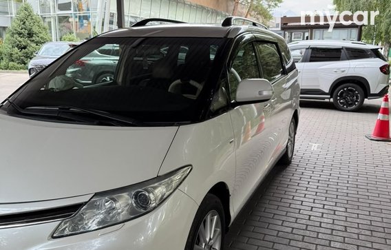 Toyota Previa 2019
