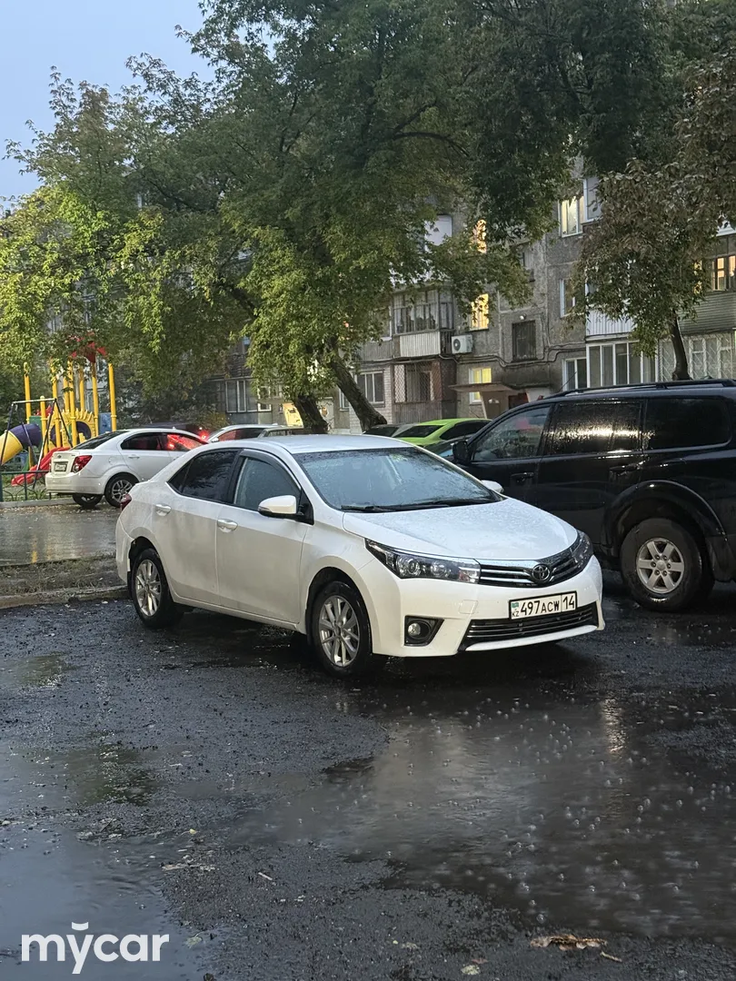Toyota Corolla, 2013