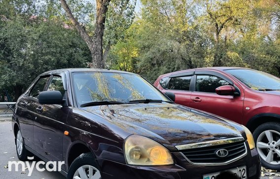 LADA Priora 2013