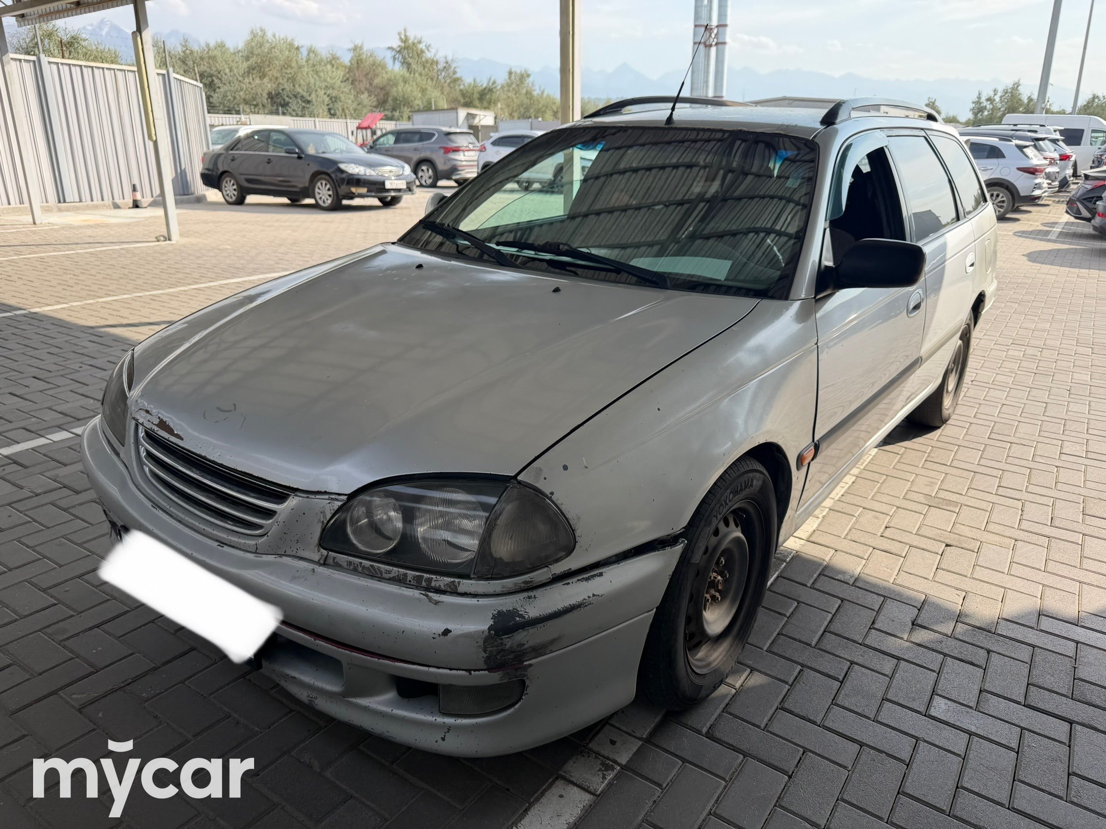 Toyota Avensis 2000