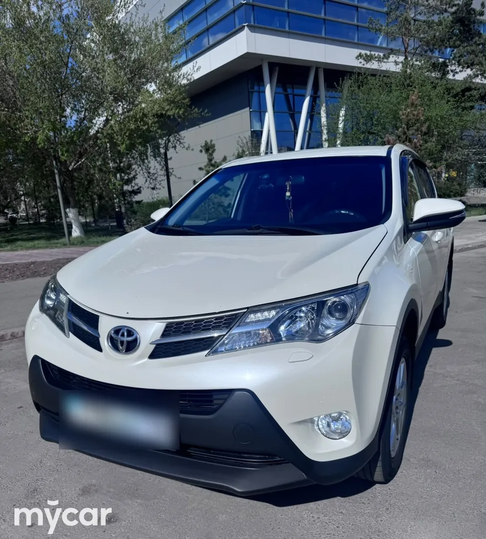 Toyota RAV4, 2014