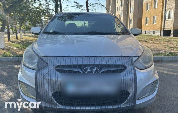 Hyundai Accent 2014