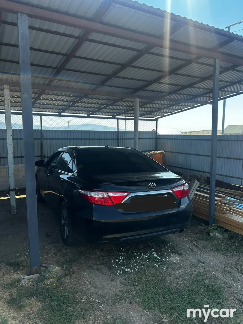 Toyota Camry, 2016