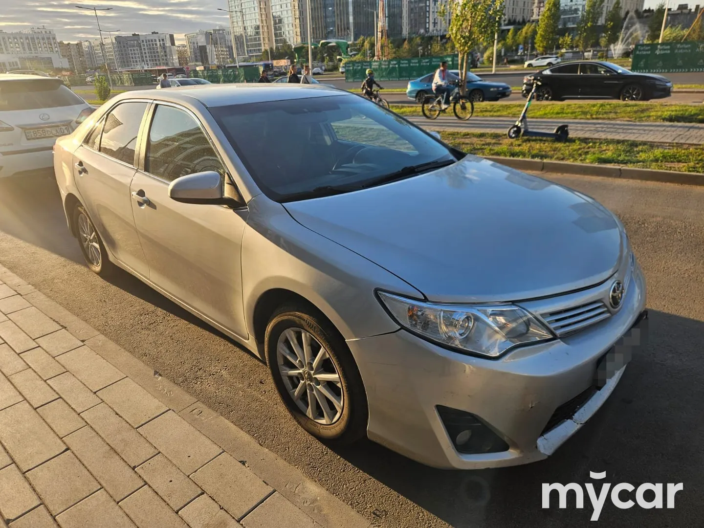 Toyota Camry, 2012