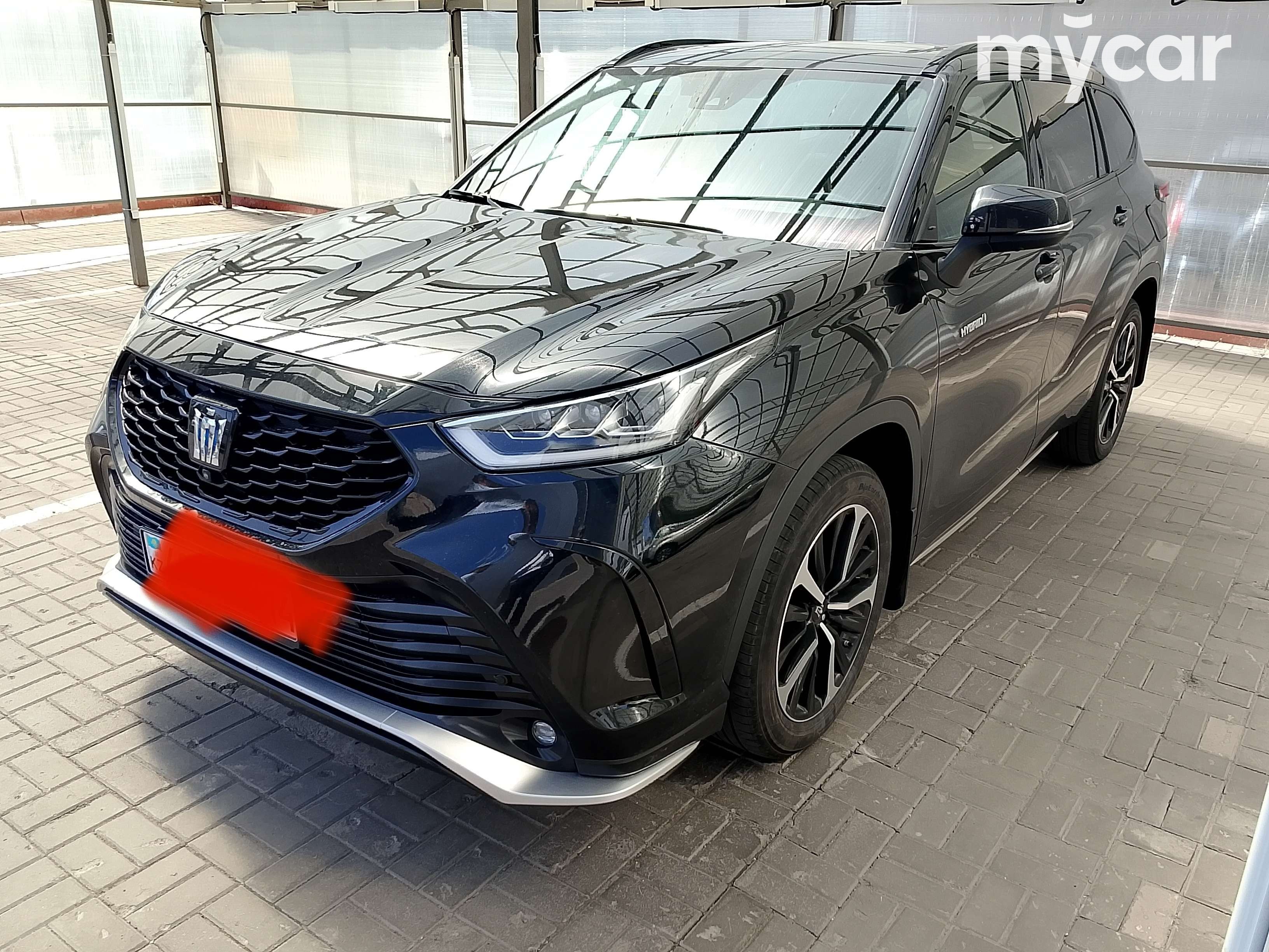Toyota Crown Kluger, 2022