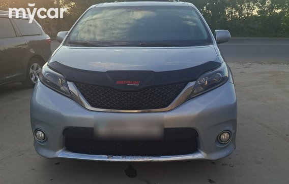 Toyota Sienna 2014