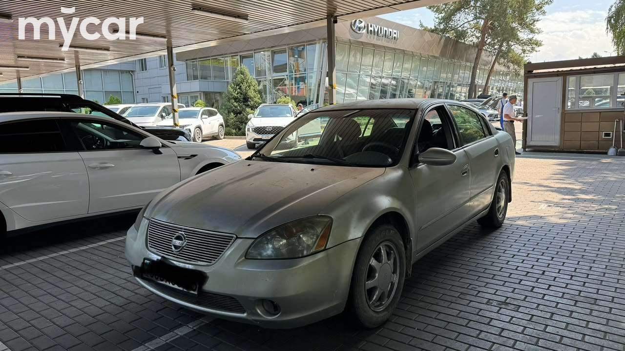 Nissan Altima, 2002
