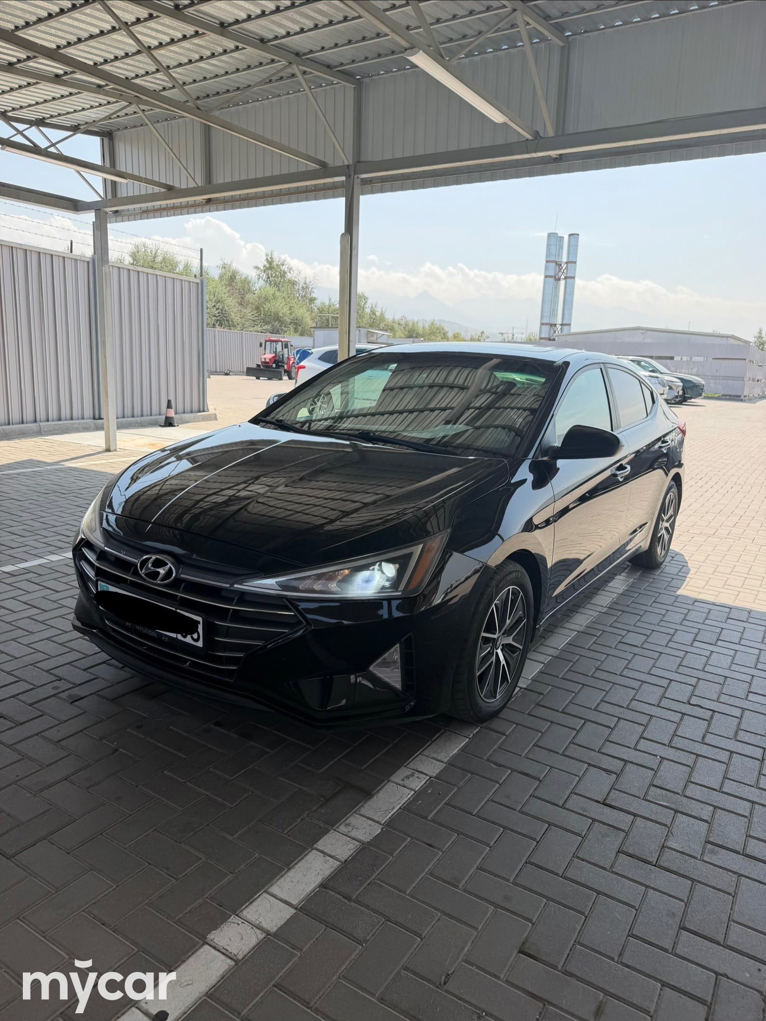 Hyundai Elantra 2019