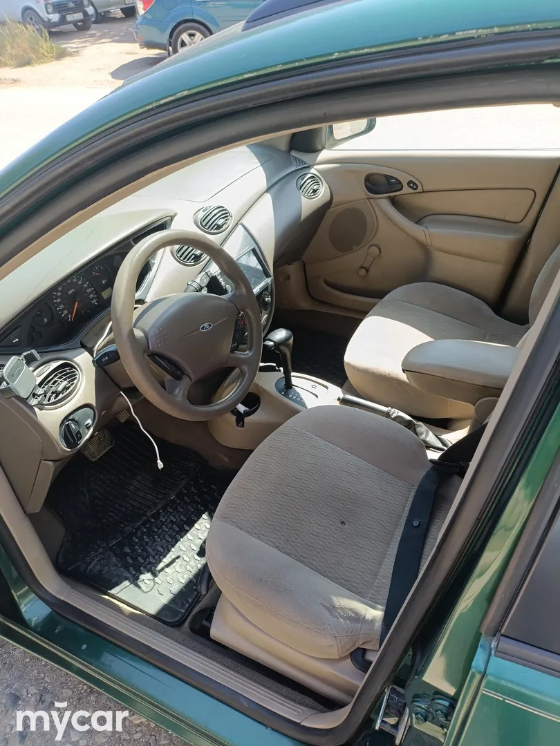 Ford Focus, 2000